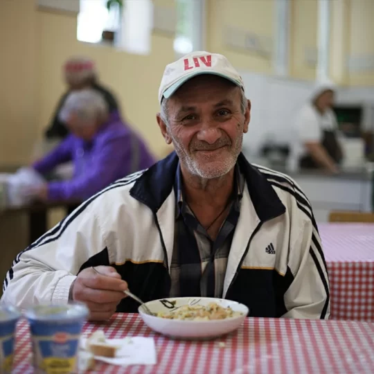 Help the humanitarian canteen of Caritas Georgia